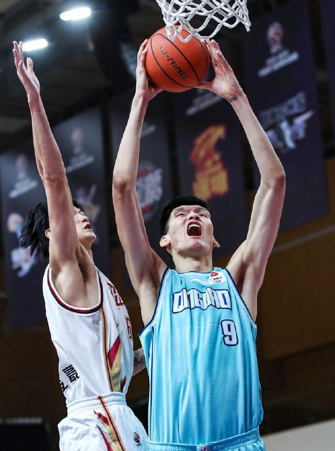 关于CBA季后赛窗口期再迎强敌，山东男篮手感冰凉，主帅态度——态度坚定，团队化学反应显著的信息