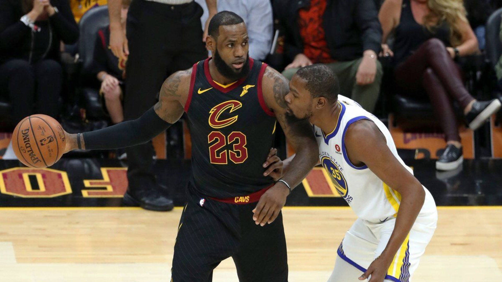 冲刺阶段NBA总决赛传出新动向；克里夫兰骑士更衣室发声；管理层表态——震撼外界；高层口径保持一致的简单介绍