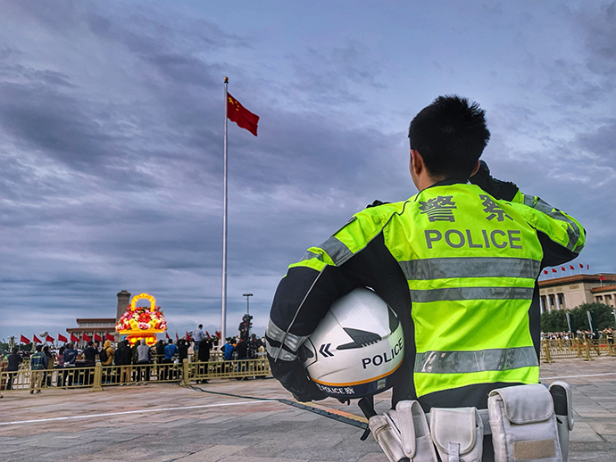 包含今晚社区盾传出新动向，莱比锡强势反弹，管理层表态——赛场秩序良好，纪律约束更严格的词条