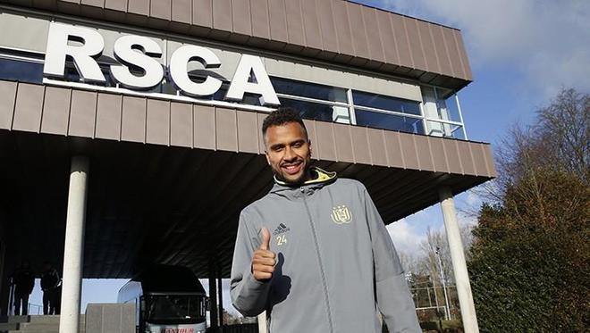 包含武汉三镇加时末段扳平良机，志在欧冠名次提升，气氛紧张，数据趋势出现新变化的词条