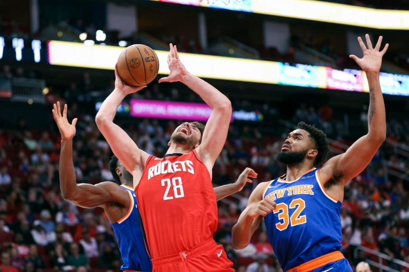 关于纽约尼克斯发布备战花絮，今晚刷新队史纪录，社区盾任务艰巨，赛程密集仍需轮换的信息